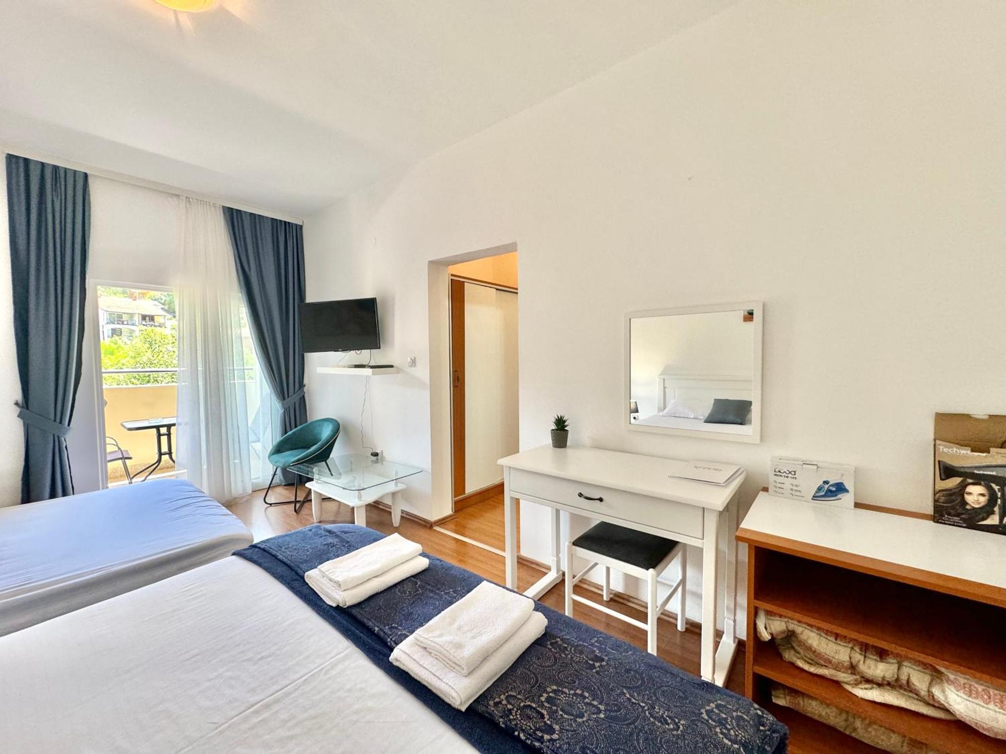 For-A Apartmani Bečići Zewnętrze zdjęcie