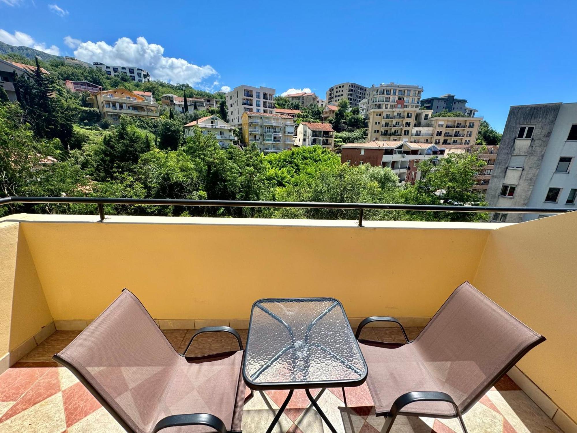 For-A Apartmani Bečići Zewnętrze zdjęcie